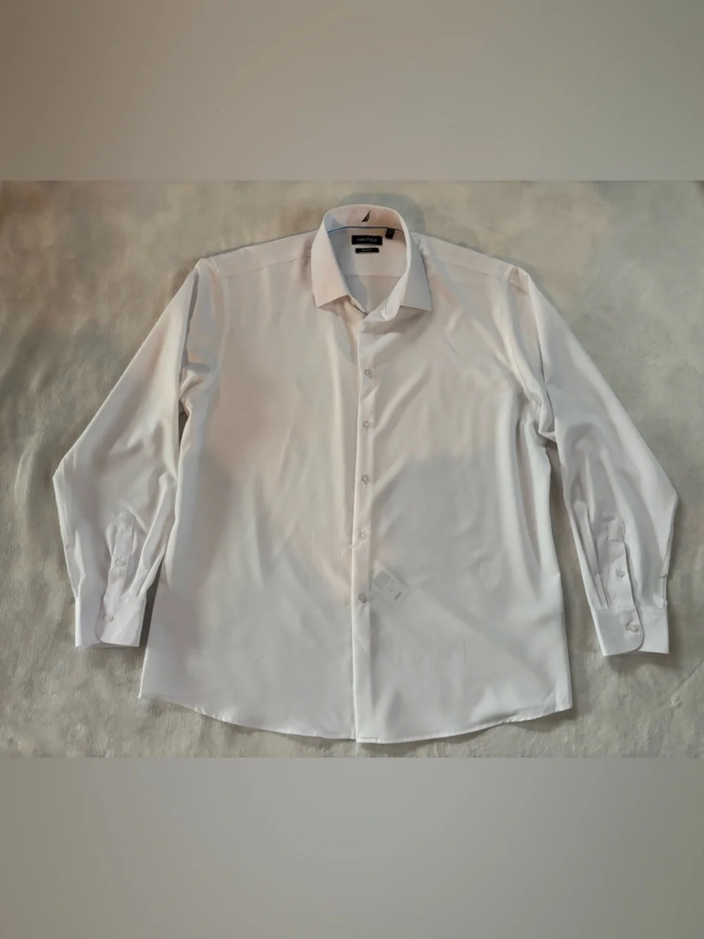 NWT Nautica Men's Slim Fit Performance Supershirt White - Size XL 17-17.5 34/35 - Picture 3 of 12